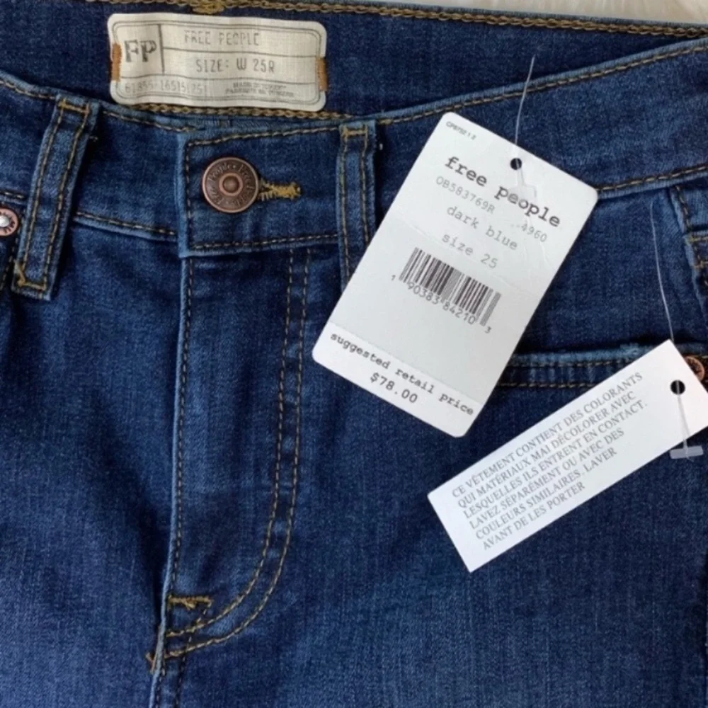 NWT Free People High Rise Busted Knee Skinny Jeans